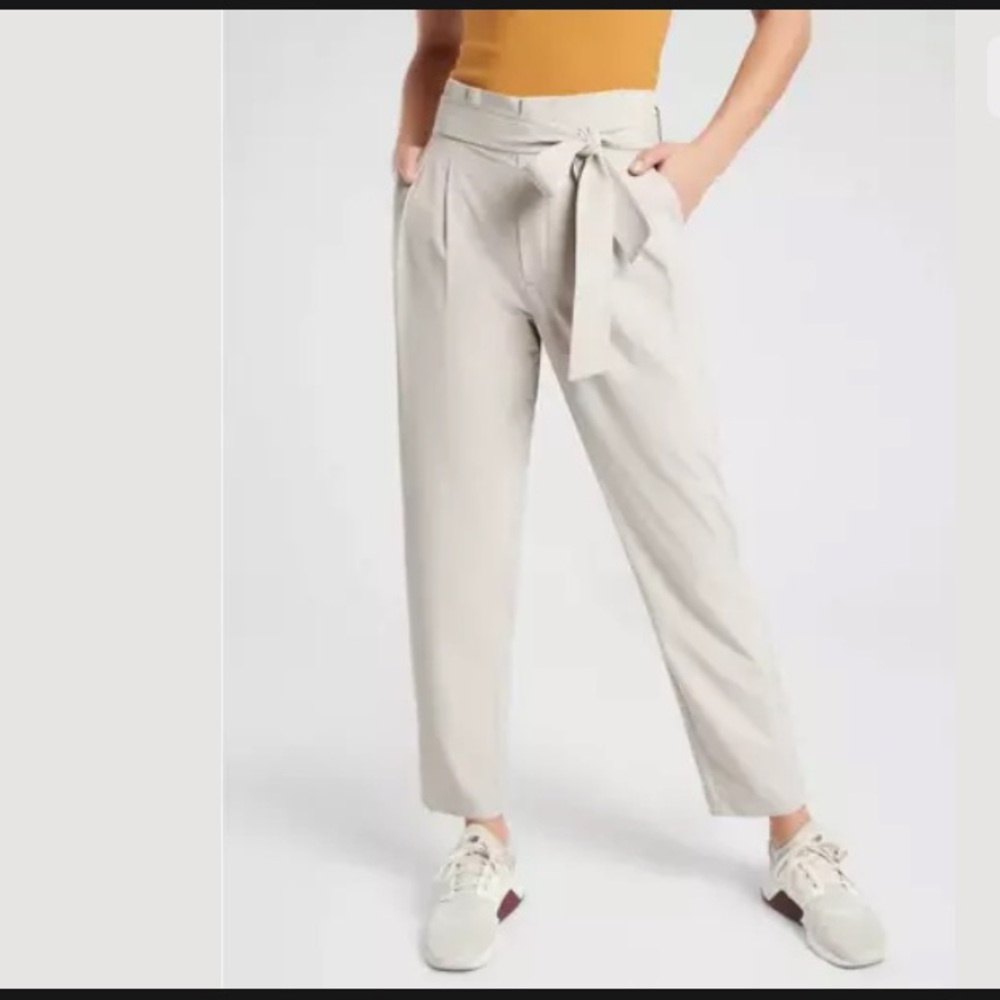 ATHLETA Skyline Pant II Abalone Grey. Like-new condition.